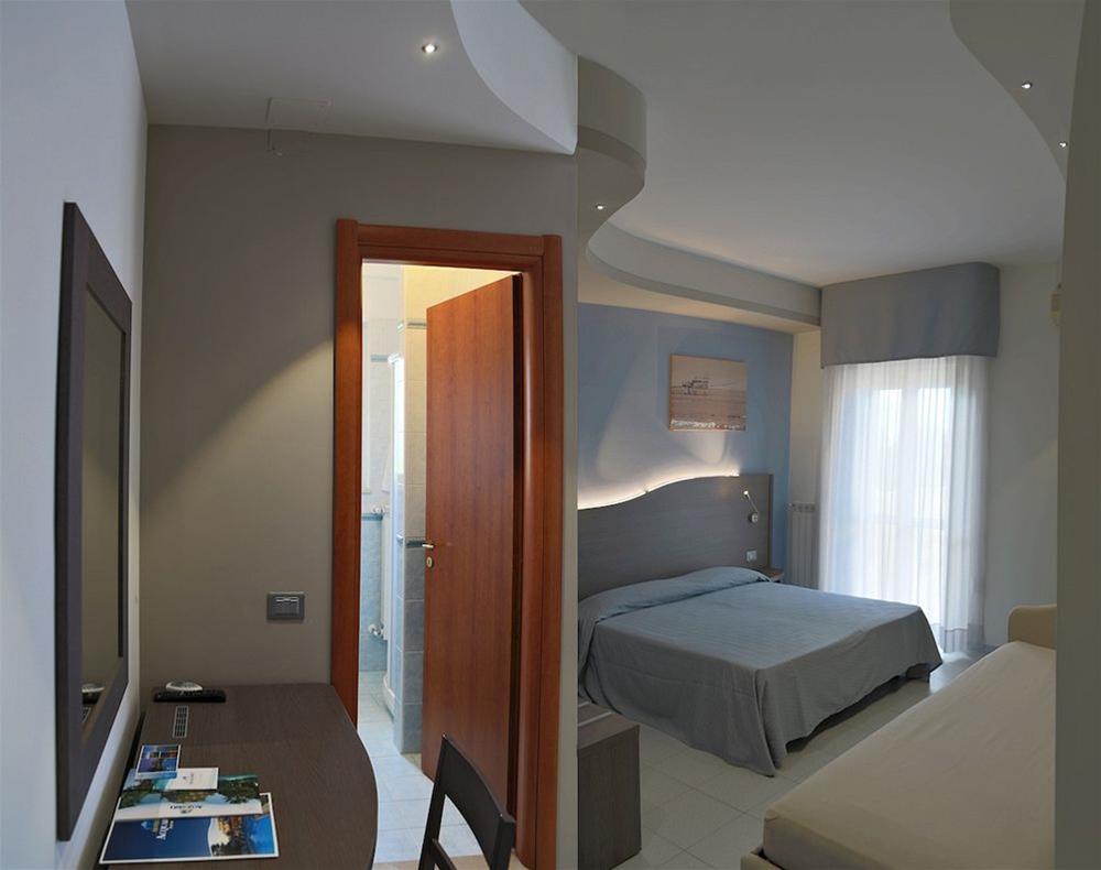 Hotel Acquario 6/29