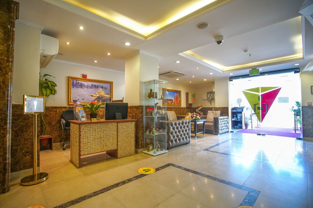 La Villa Inn Hotel Apartments 35/36