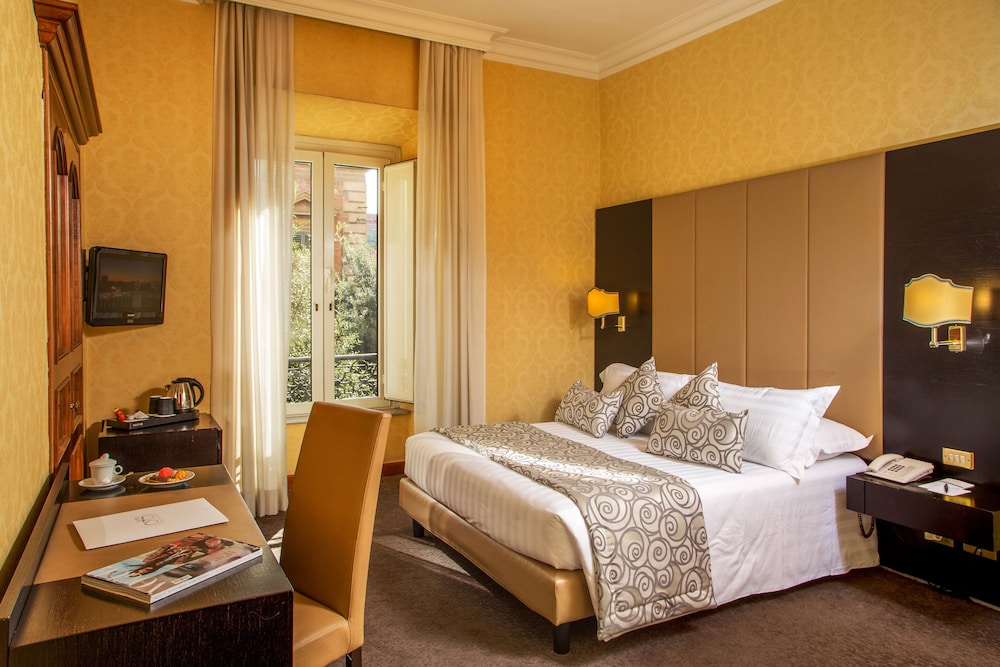 Savoy Hotel Rome 11/34