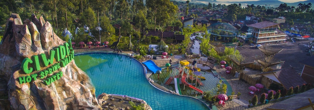 Ciwidey Valley Resort Hot Spring Waterpark 21/25