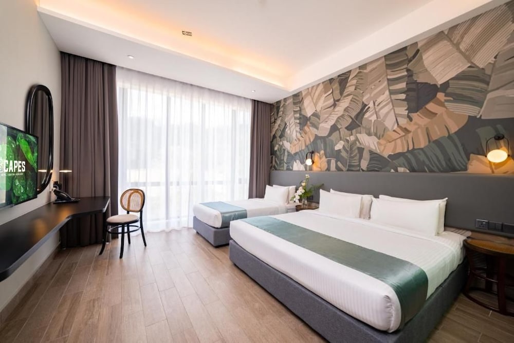 Scapes Hotel 11/49