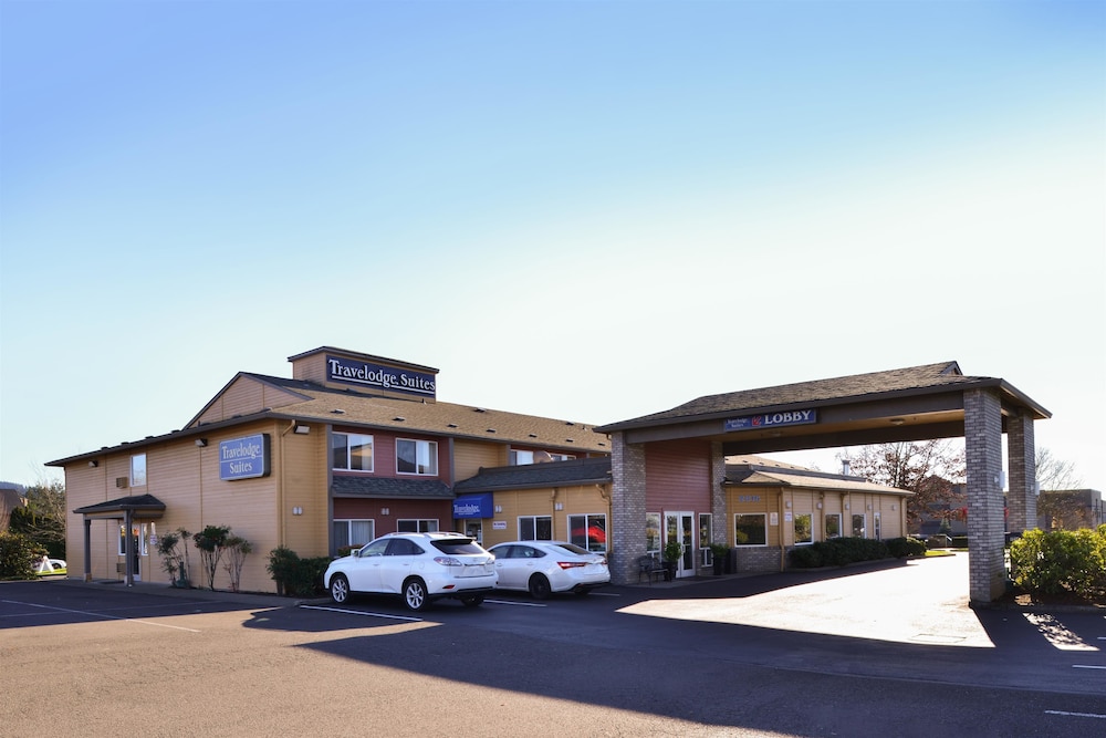 Travelodge Suites By Wyndham Newberg 1/60