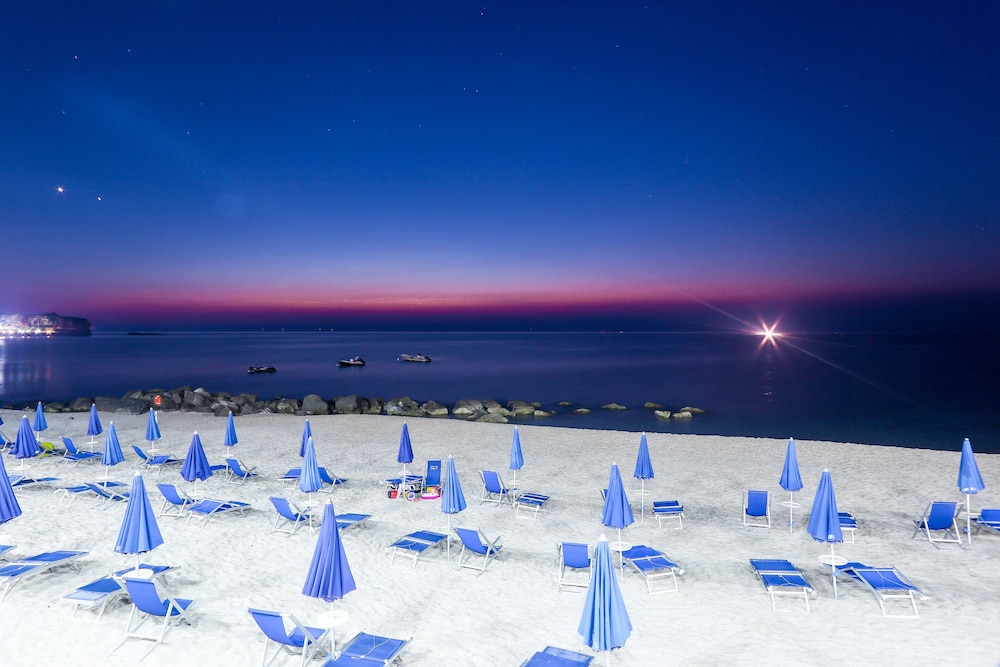 Villaggio Hotel Lido San Giuseppe 26/38