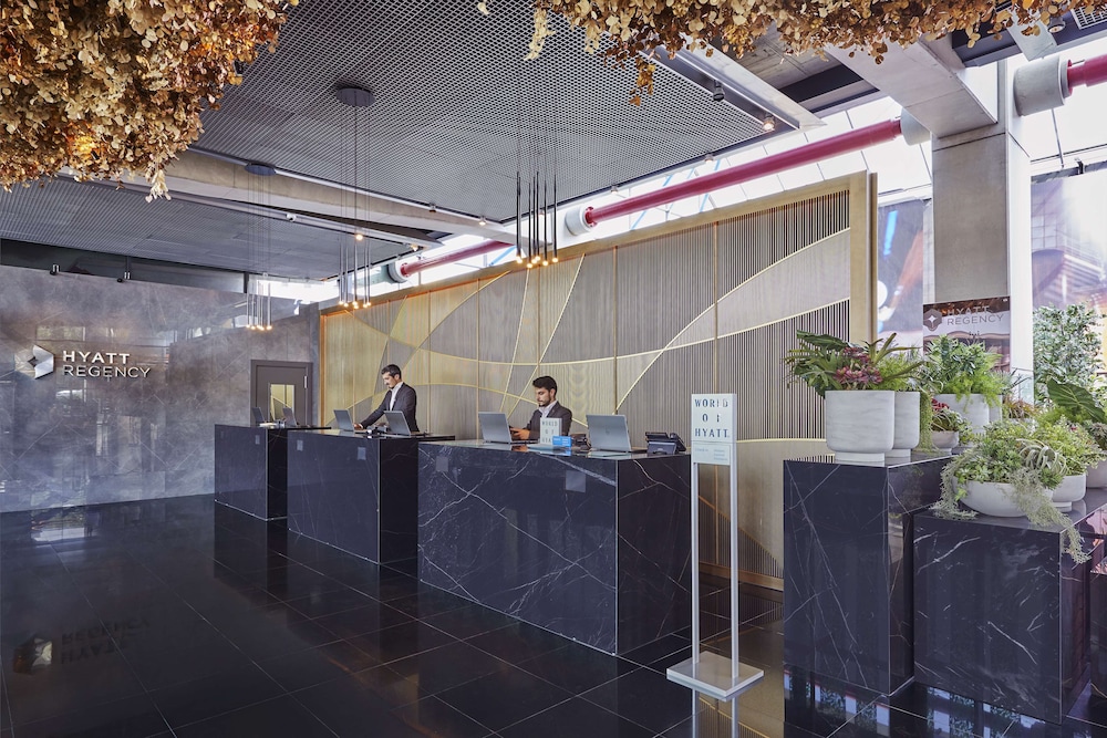 Hyatt Regency Barcelona Tower 14/82