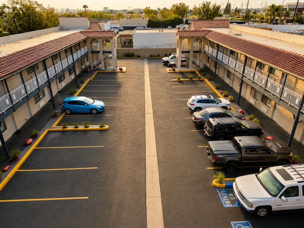 Big A Motel 33/49