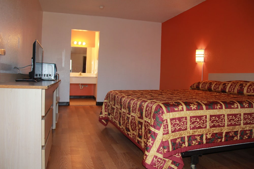 Sherman Inn 17/46