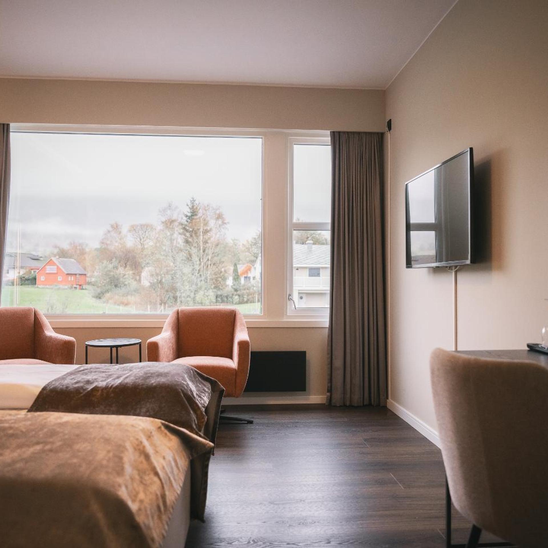 Rosendal Fjordhotel 32/50