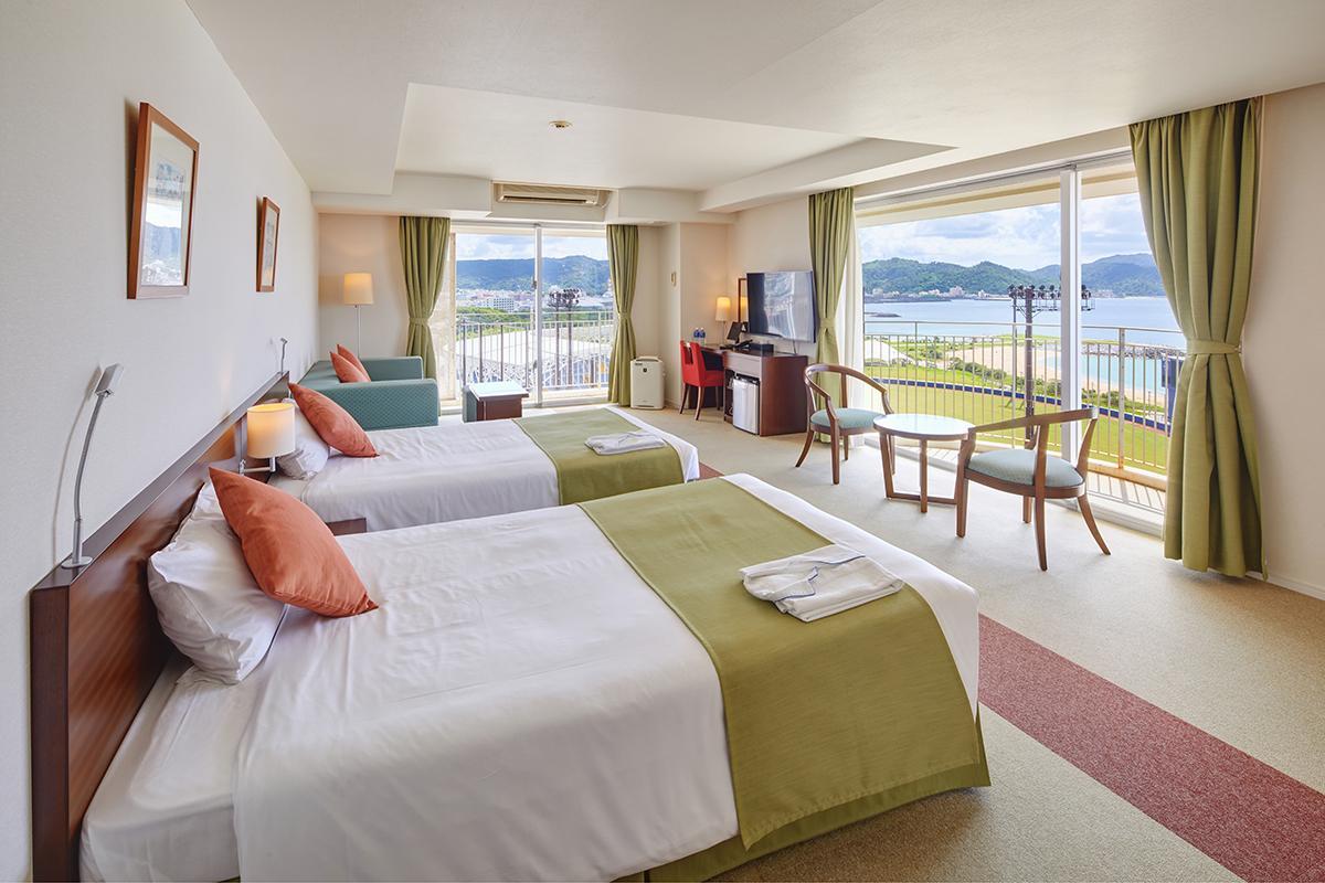 Semi Room, Executive, 2 Semi Double Beds, Ocean View، Hotel Yugaf Inn Okinawa 3/4