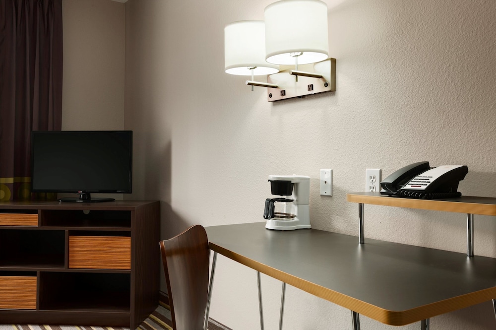 Super 8 By Wyndham Durango 27/30
