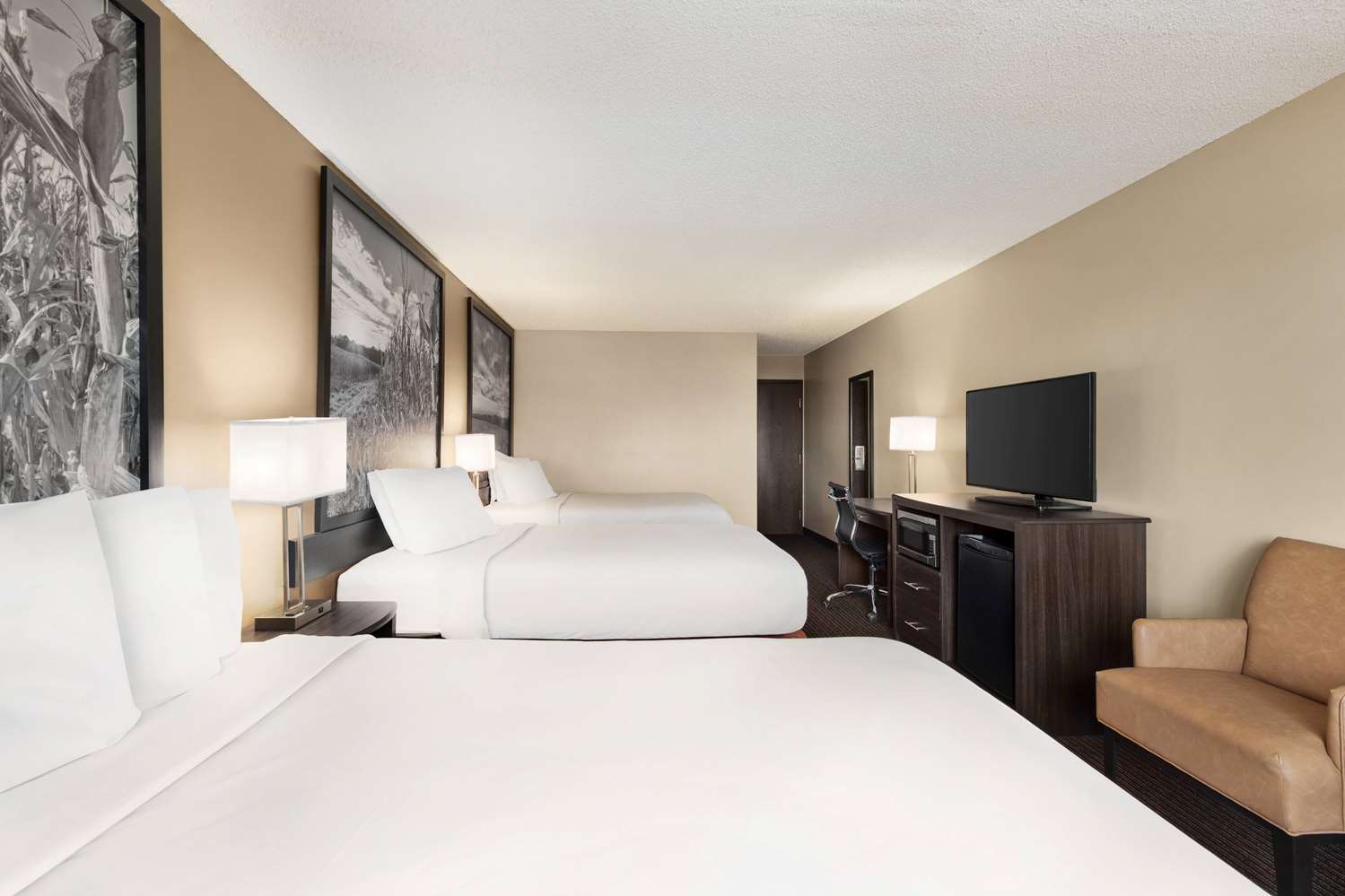 Super 8 by Wyndham Lincoln North 2/32