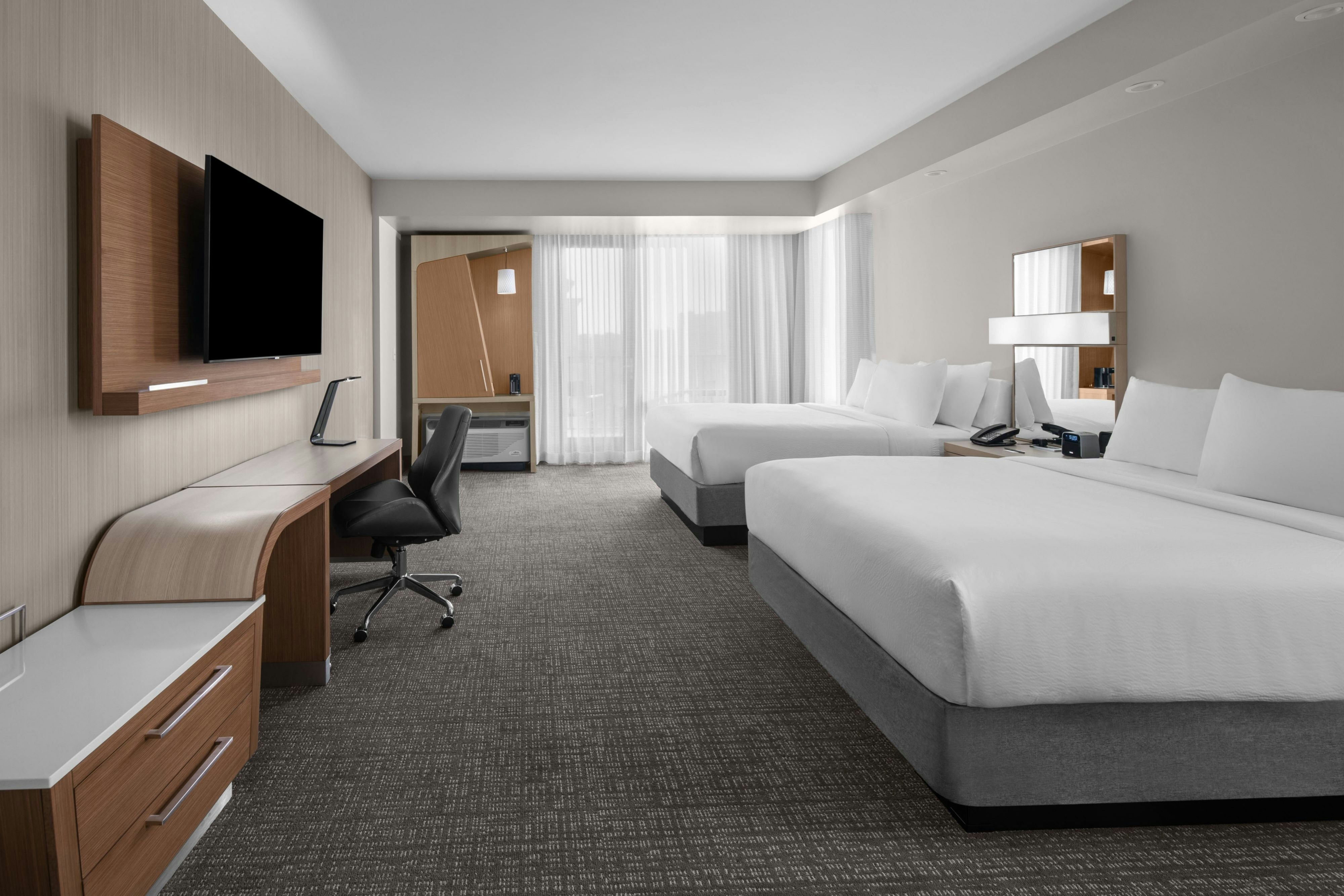 Courtyard by Marriott Clearwater Beach 8/14