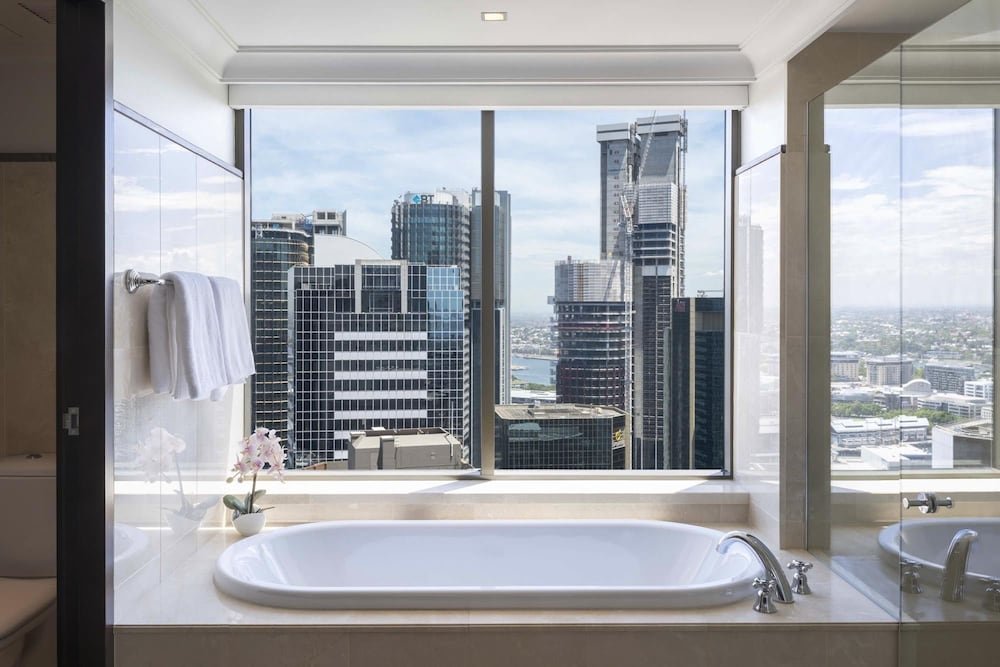 Amora Hotel Jamison Sydney 47/50