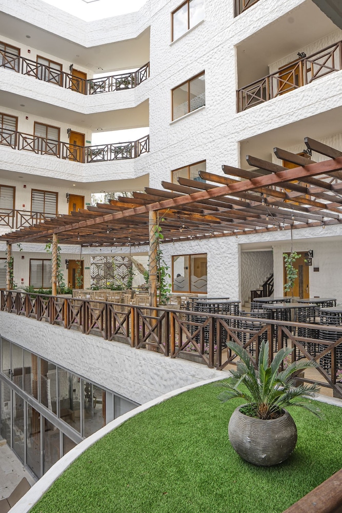 Hotel Karaya Dive Resort 56/58