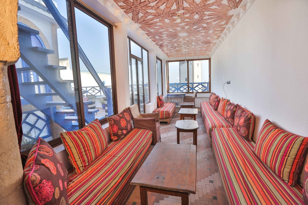 Riad Nakhla 42/62