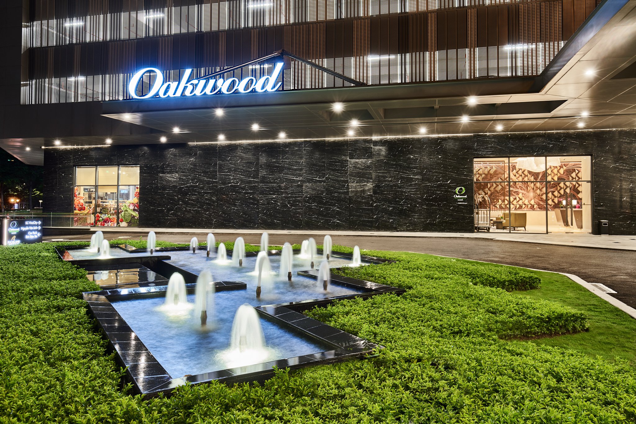 Oakwood Residence Saigon 45/49