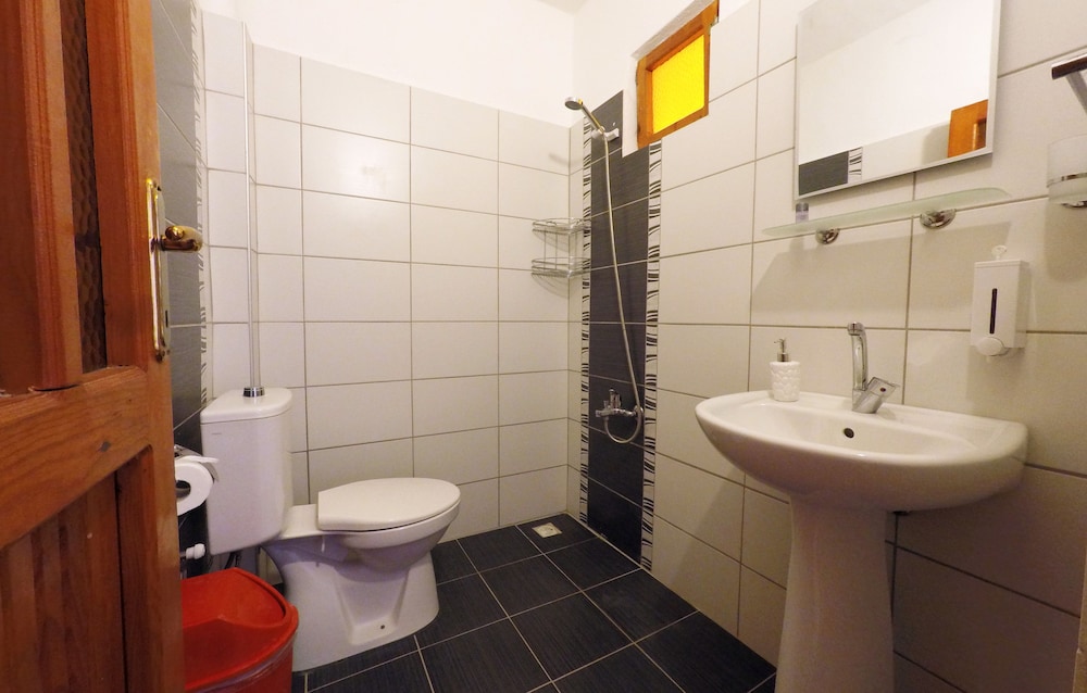 Baris Pension & Bungalows 45/50