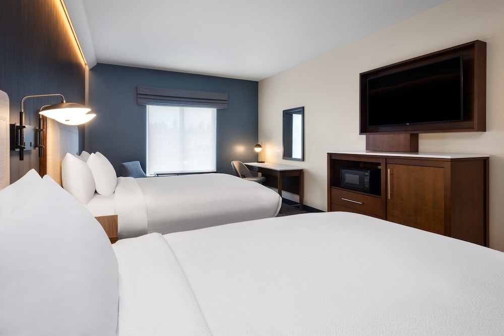 Courtyard by Marriott Seattle SeaTac Airport 14/49