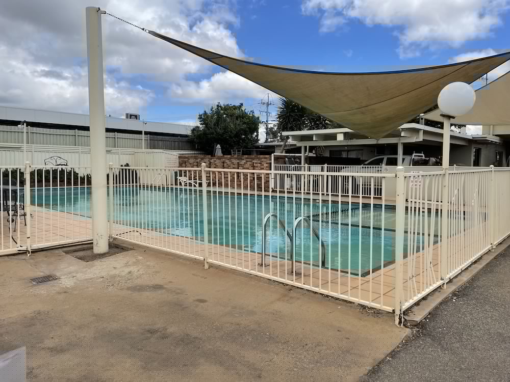 Citrus Motel 15/24