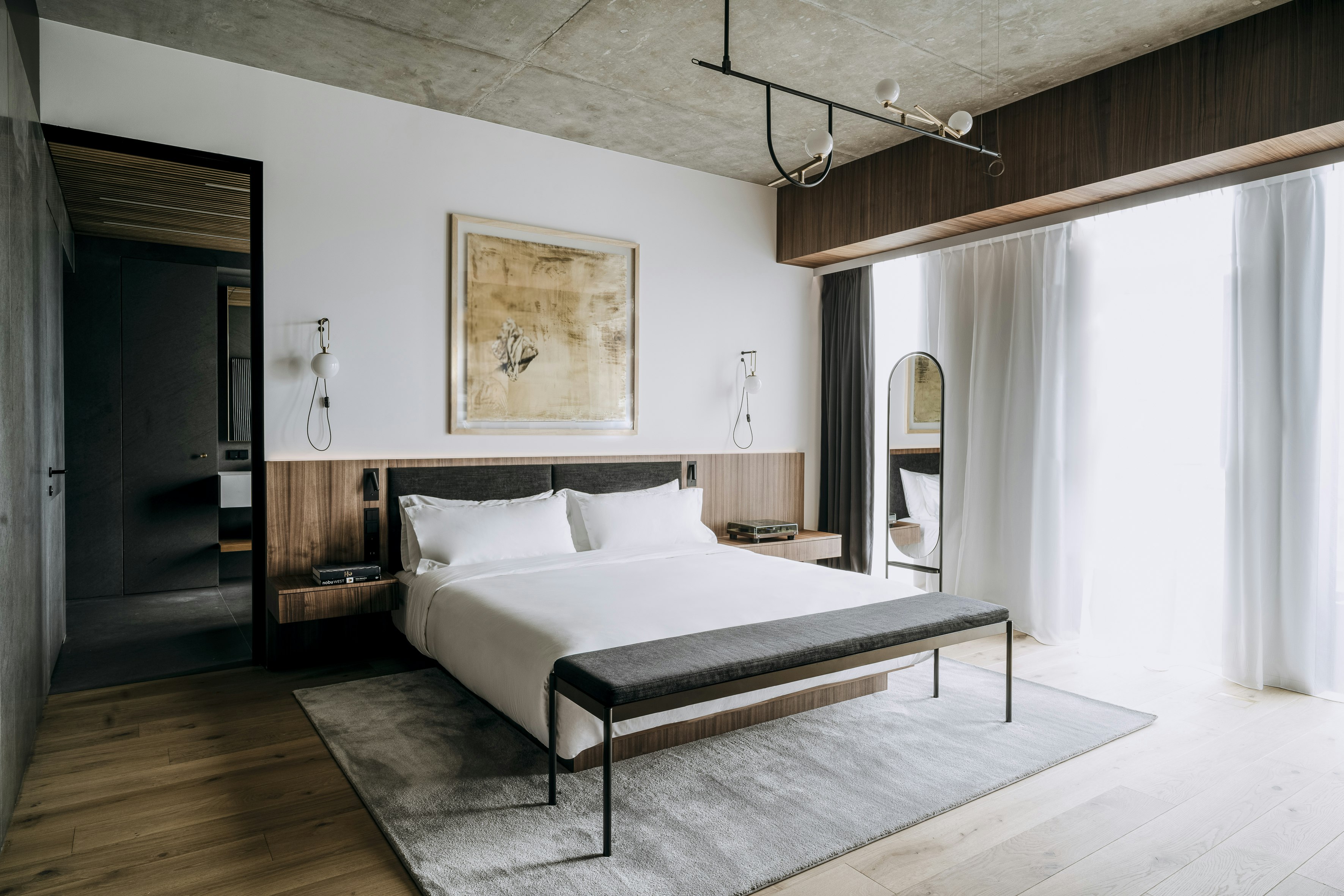 Nobu, Suite