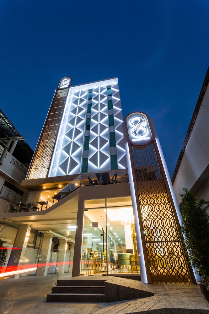 The 8 Hotel Udonthani 1/28