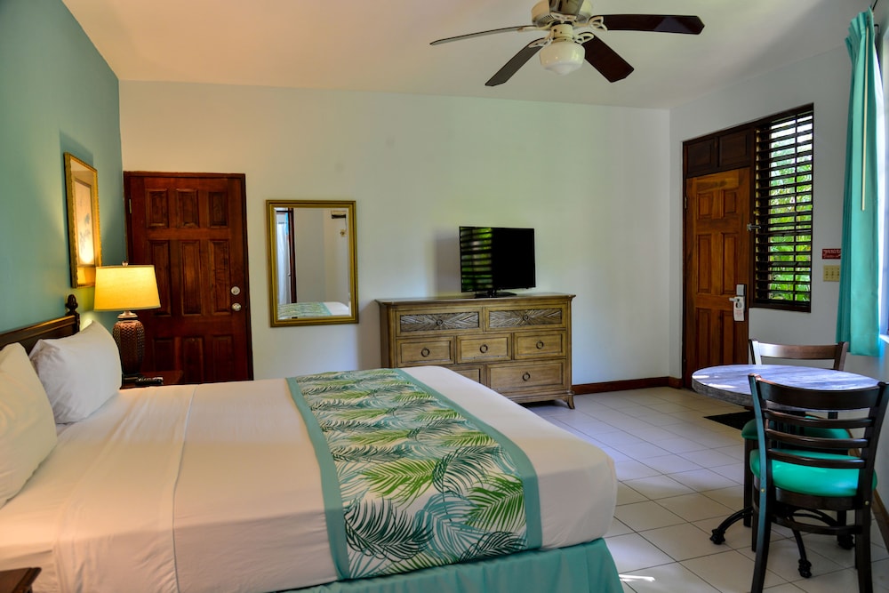 Coco La Palm Seaside Resort 24/69
