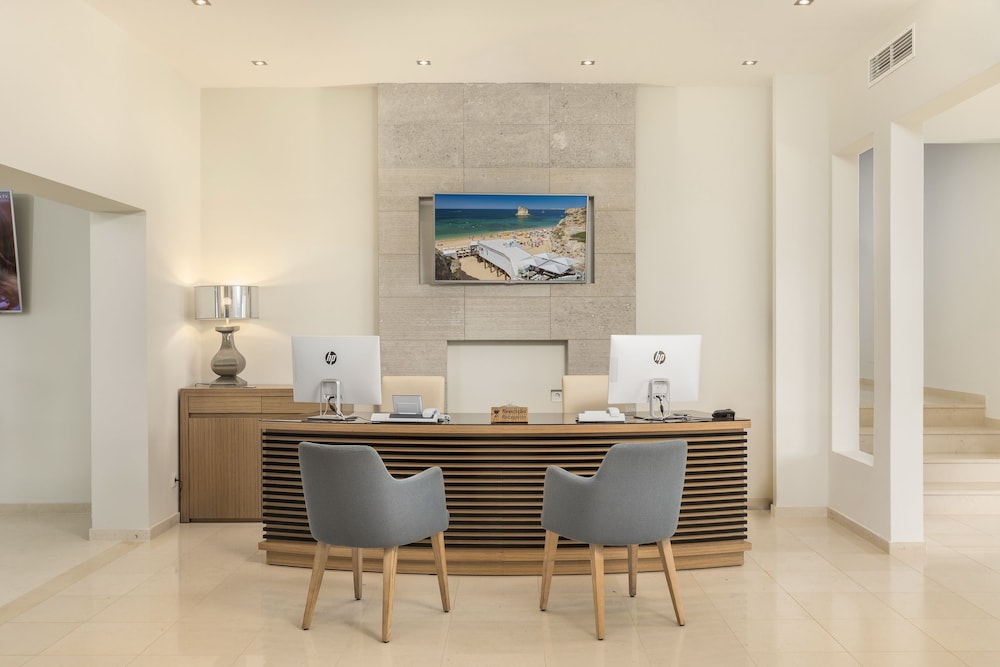 Caneiros Luxury House & Suites 59/67