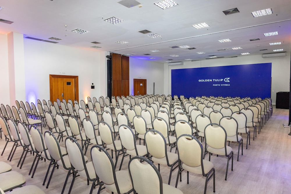 Golden Tulip Porto Vitoria 61/72