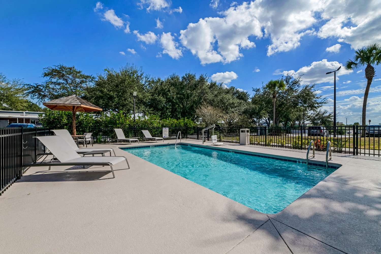 Best Western Auburndale Inn & Suites 39/42