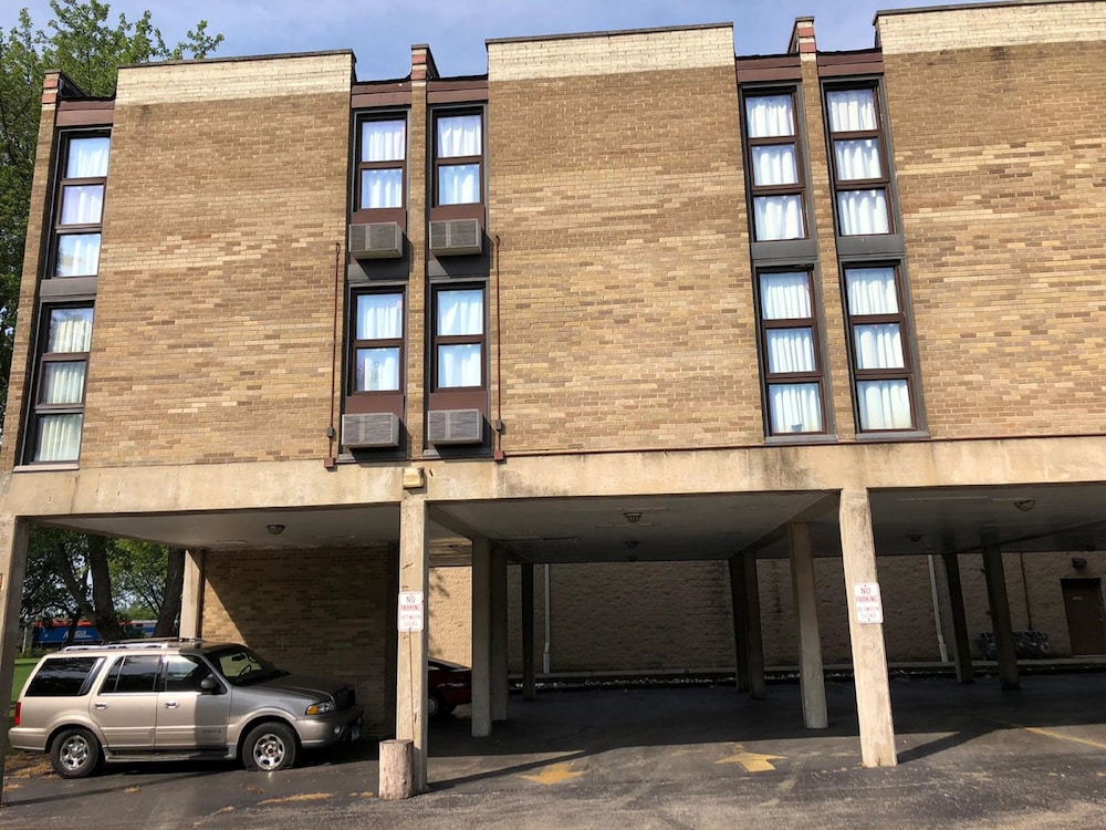 Barrington Hotel Schaumberg Near I 90 39/49