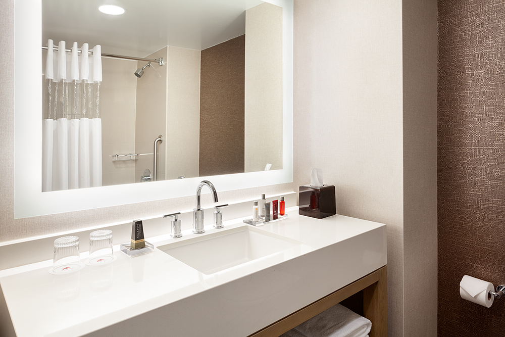 Room, River View