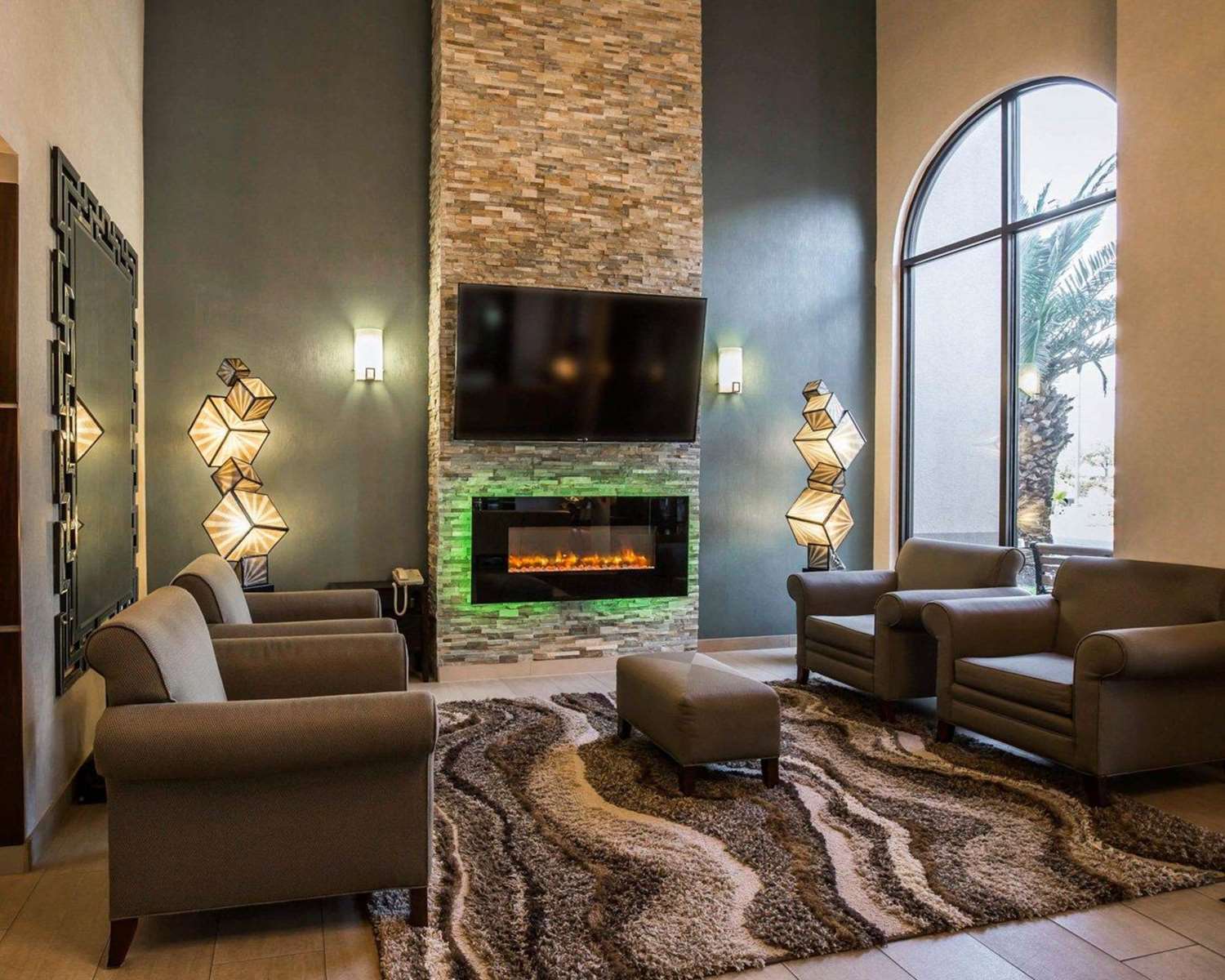 Spark by Hilton Stafford Sugar Land 17/40