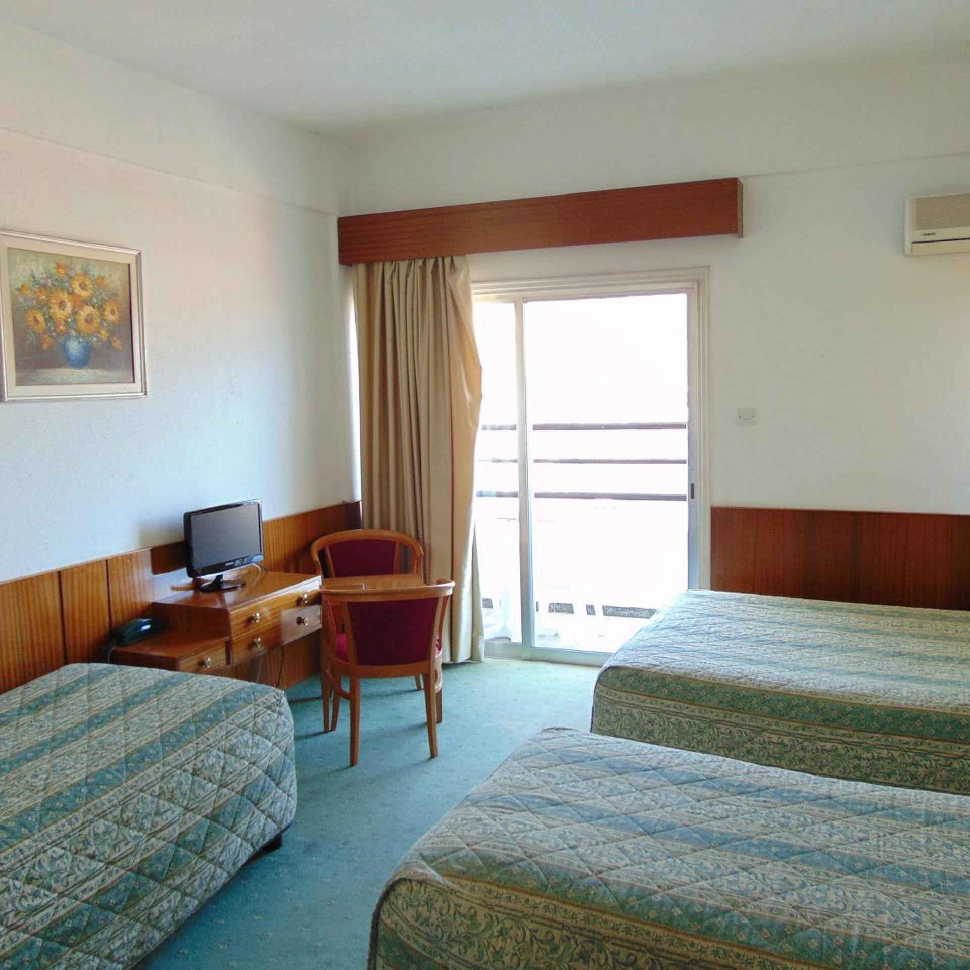 Hellas Hotel 25/50