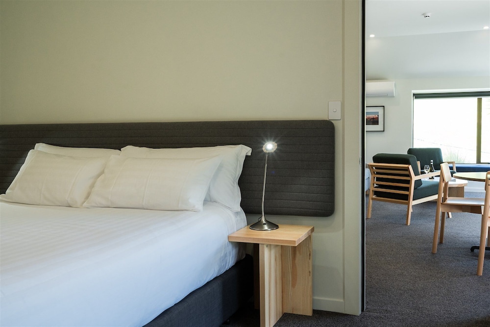 Premium, Apartment, 2 King Beds, Sofa
