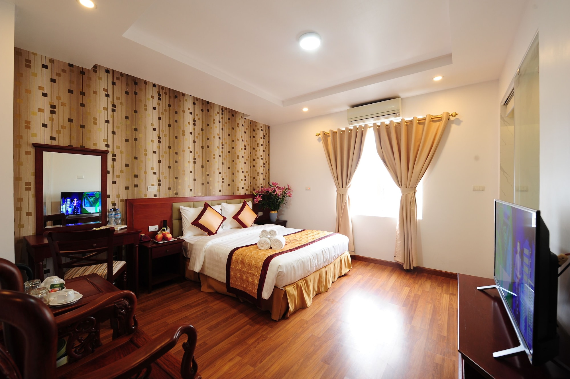 SUPERIOR, DOUBLE BED