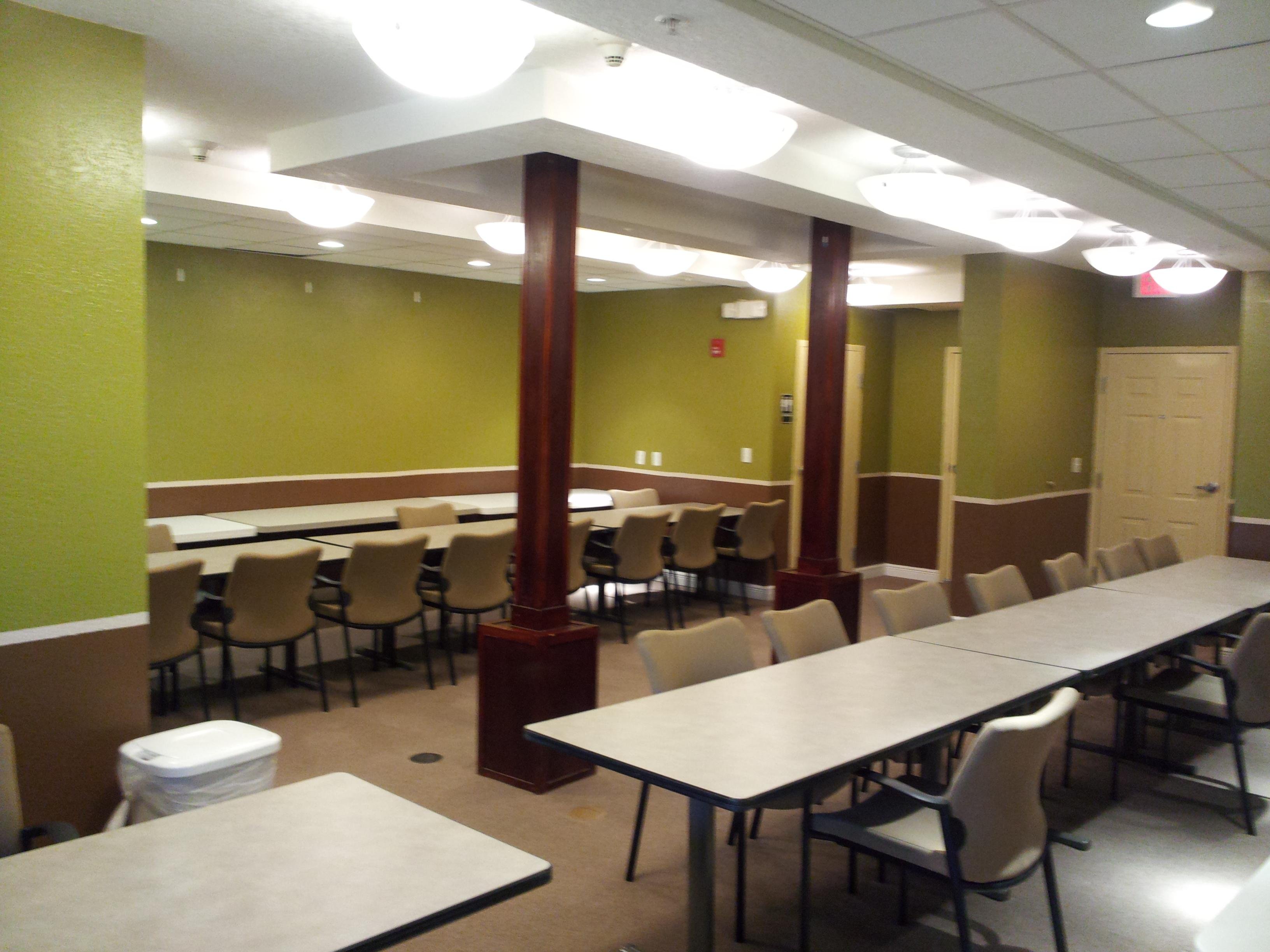 Holiday Inn Express West Palm Beach Metrocentre 60/74