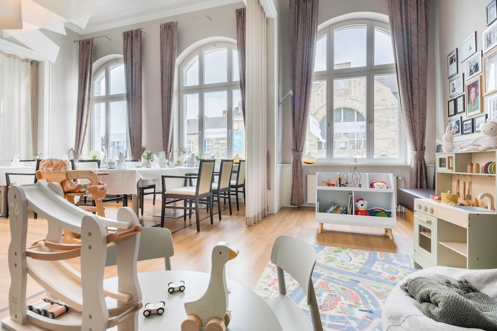 Steigenberger Hotel Bielefelder Hof 55/67