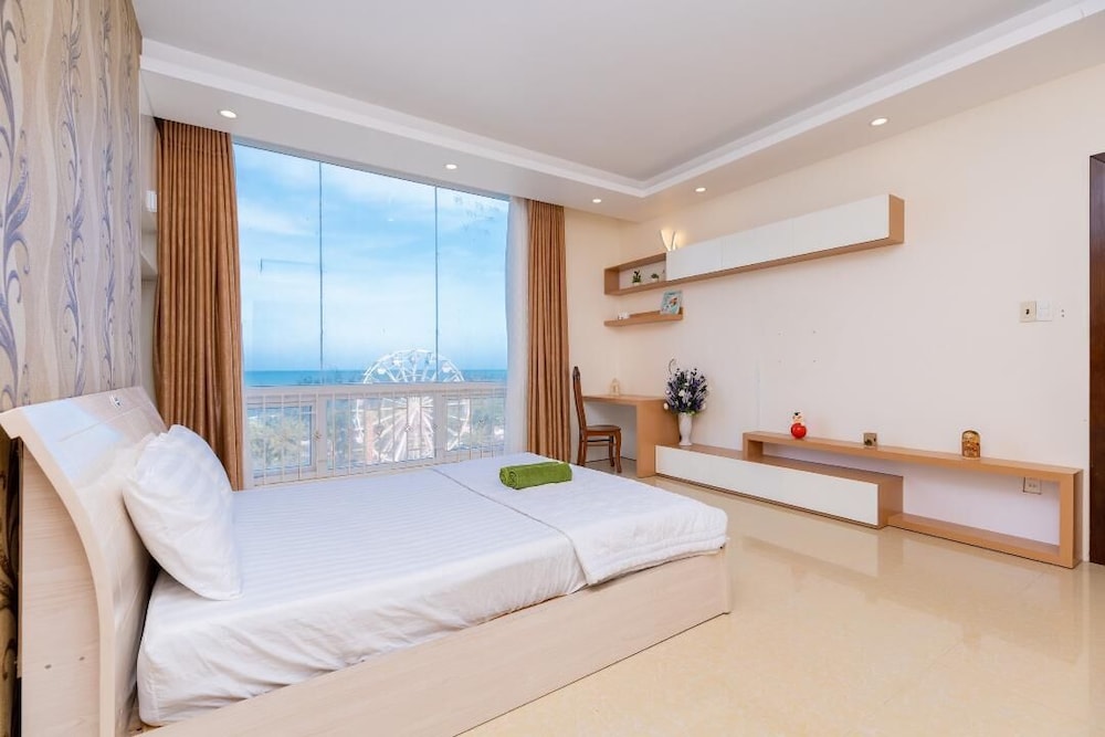The Grand Condotel 20/59
