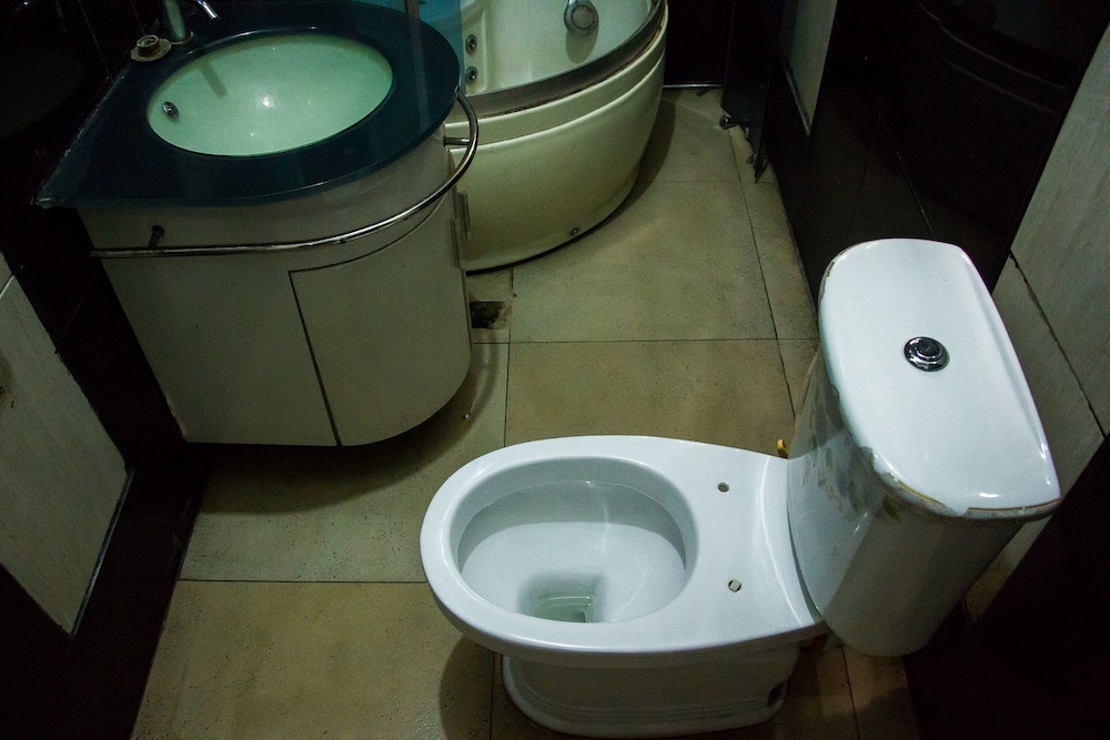 Emglo Suites 30/36