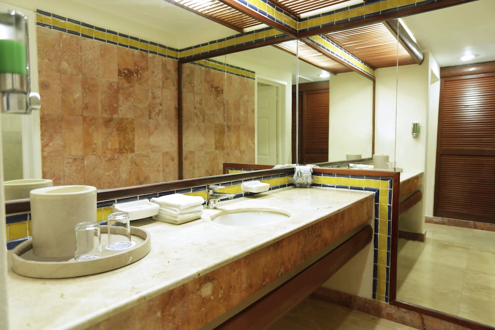 Viva Azteca by Wyndham A Trademark All Inclusive Resort 48/84