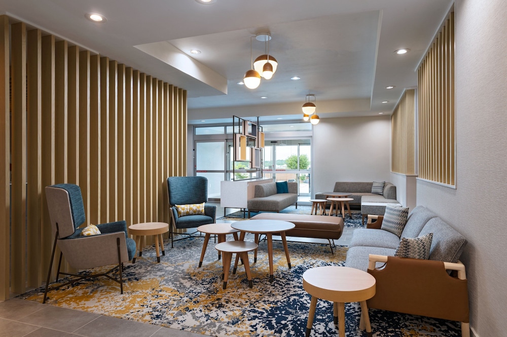 Woodland Suites (ex. Candlewood Suites Weatherford) 22/35