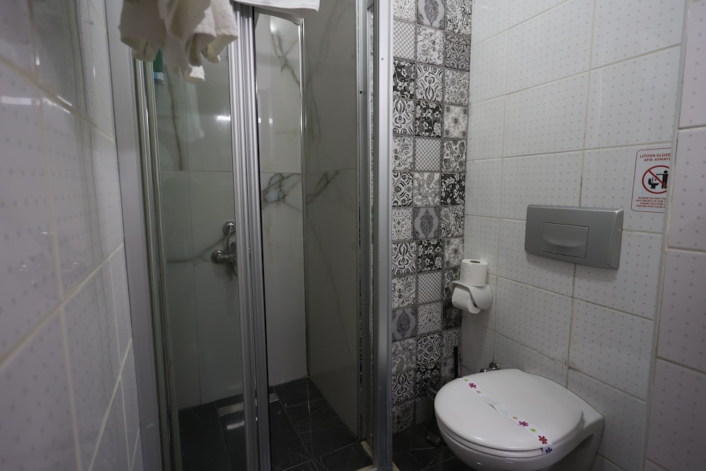 Arven Boutique Hotel 69/69