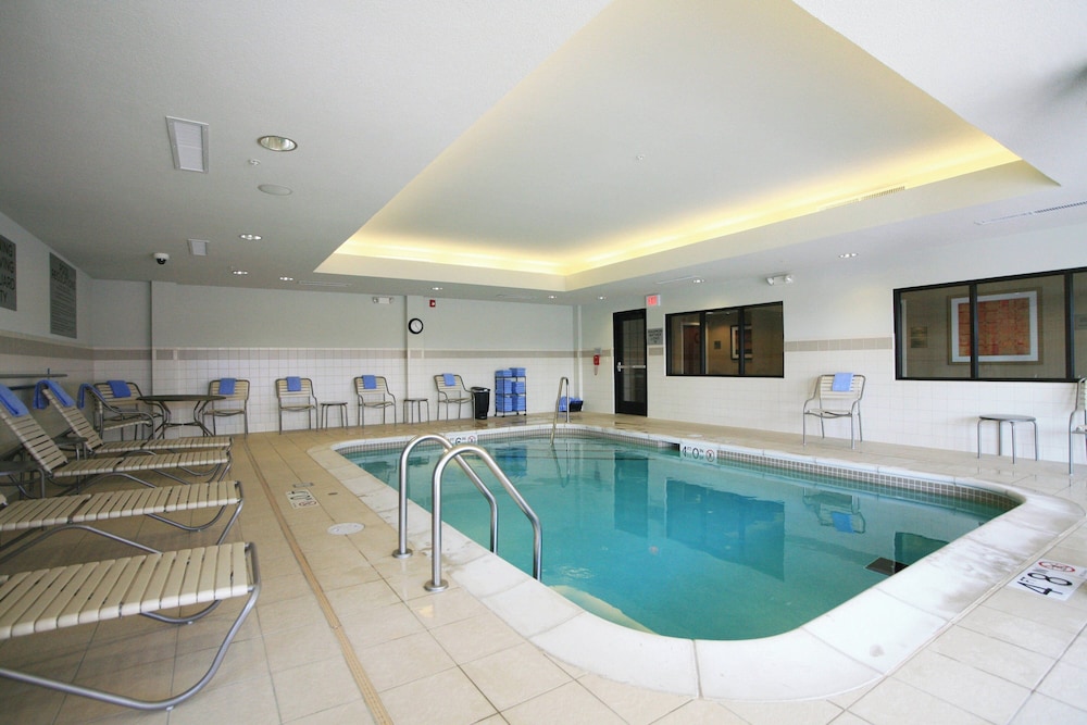 Courtyard Marriott Aksarben Village 22/50