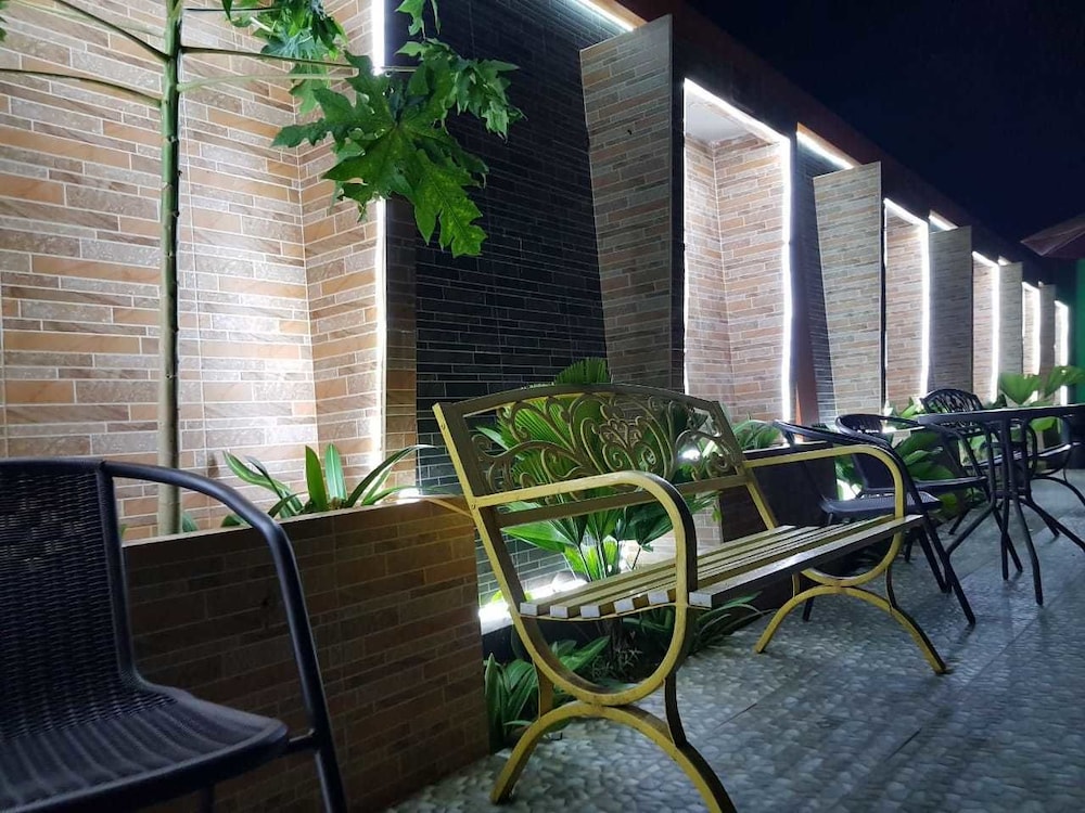 Fortune Front One Hotel Kendari 17/33