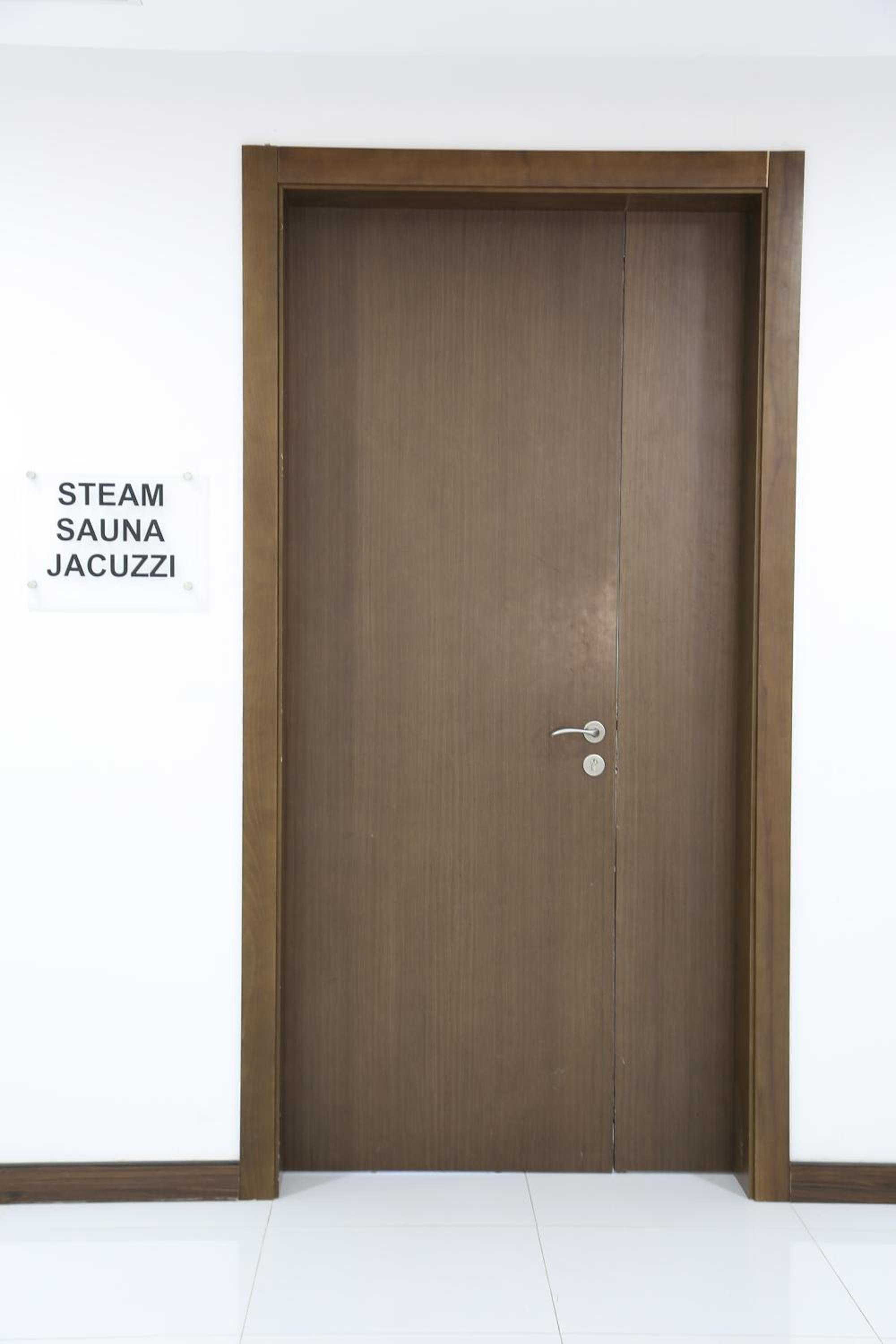 Belle Tower Luxury Hotel Apartments 19/50