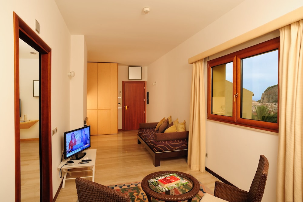 Alberi del Paradiso Hotel 36/51