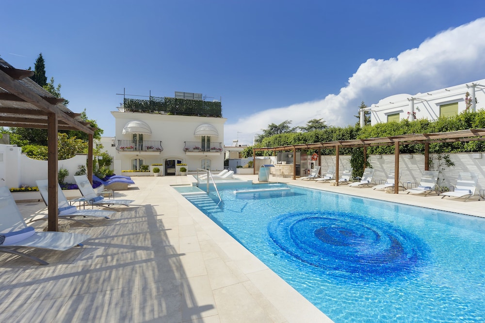 Villa Blu Capri Hotel 59/68