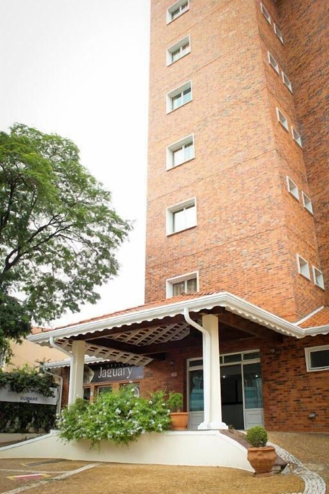 Hotel Jaguary 10/64