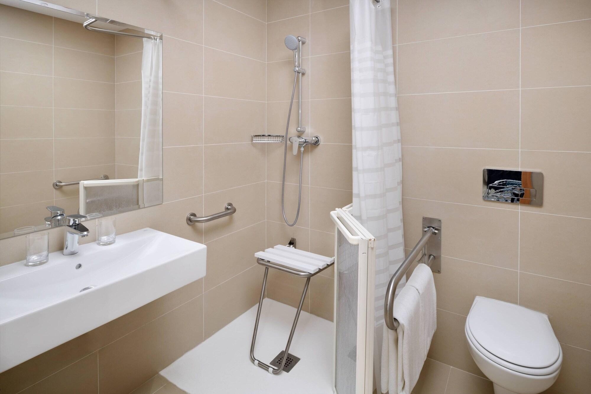 PROTEA HOTEL CONSTANTINE 41/42