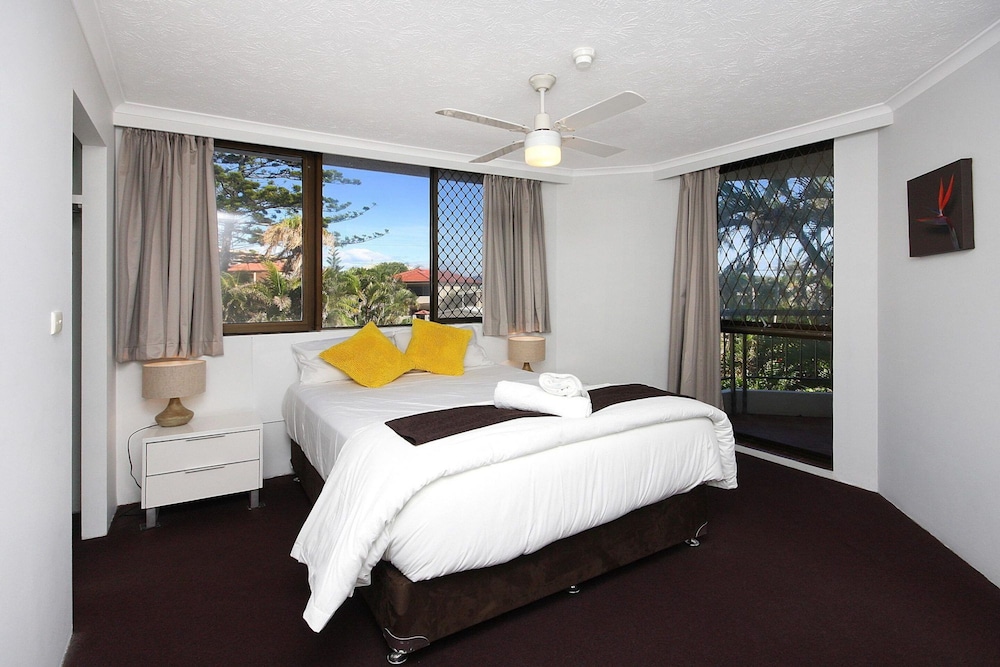 2 BEDROOMS, BEACH SIDE