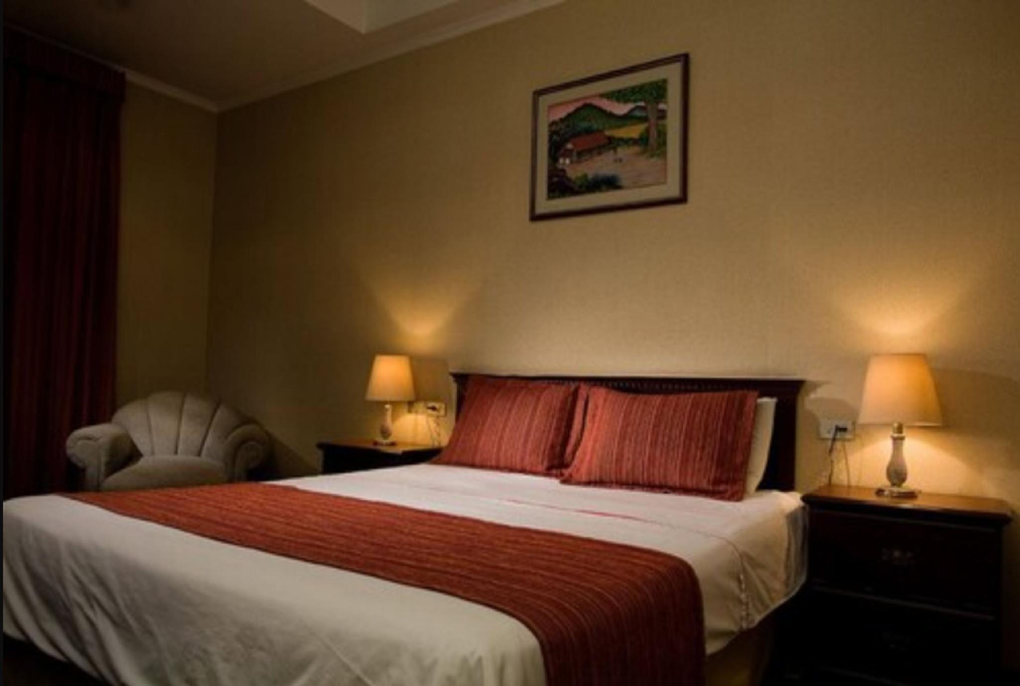 ROOM, SINGLE, DOUBLE BED